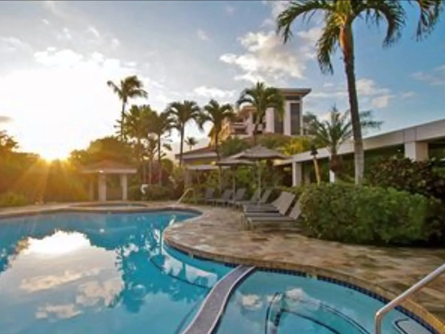 Maui Coast Hotel Kīhei 3*,